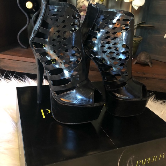 Paper Fox Platform cutout black heels size 7 - Picture 7 of 7